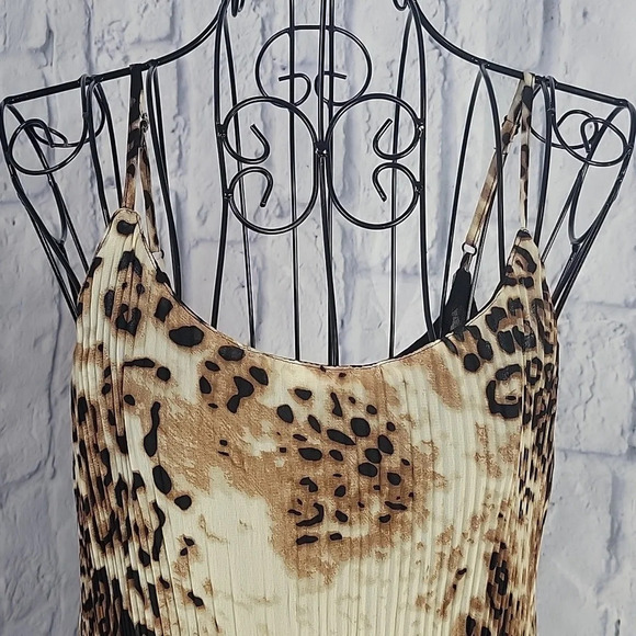 DAVI & DANI Leopard Print Flowy Crinkle Lacey Blouse Medium - Picture 2 of 7